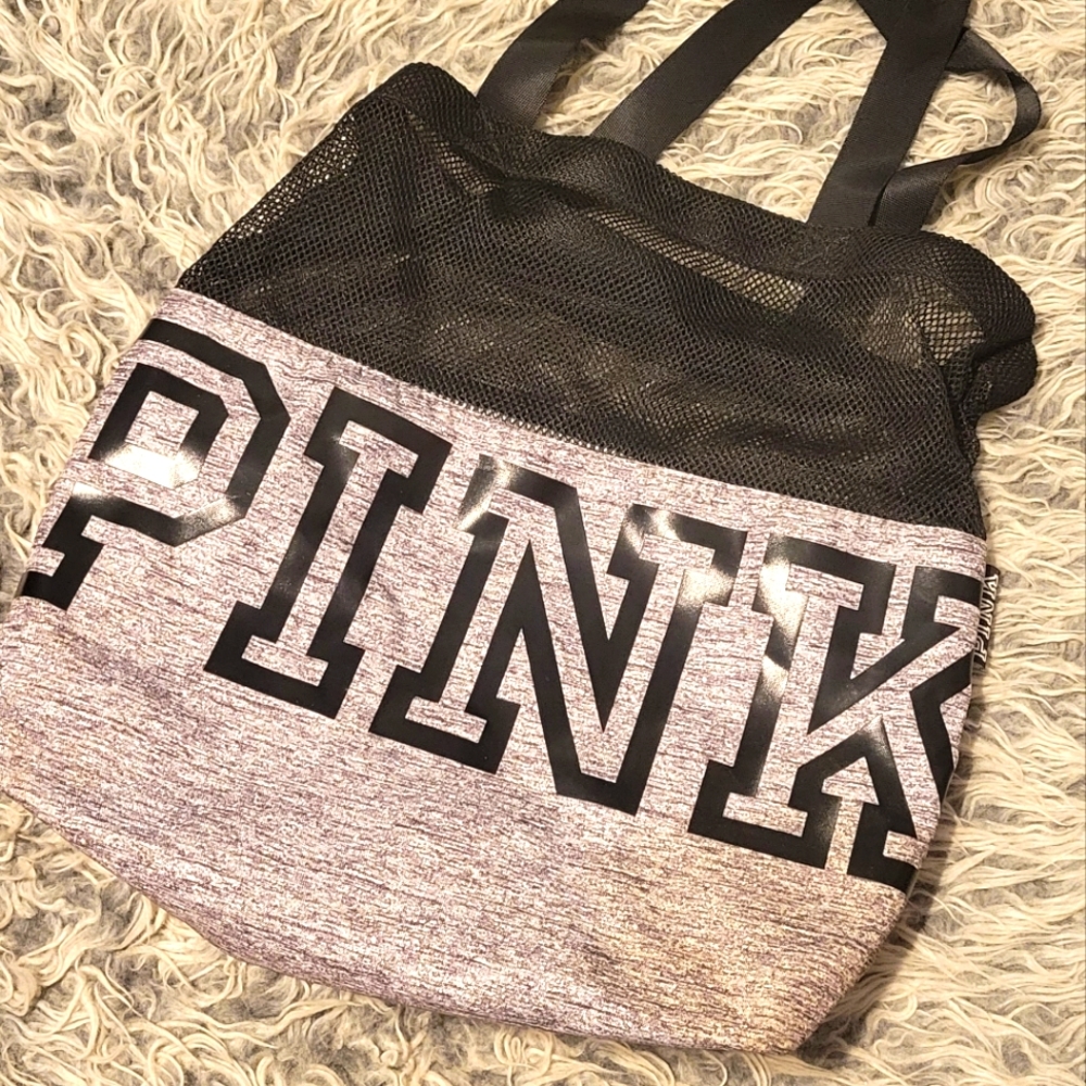 2 VS PINK Totes